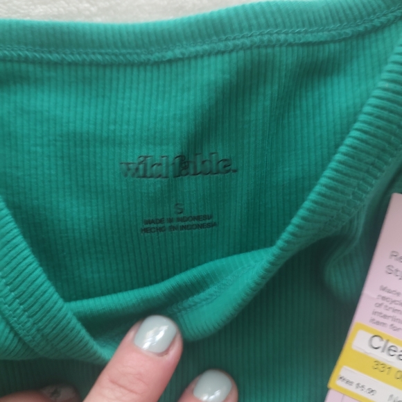 Crop Tank Top - Picture 2 of 3